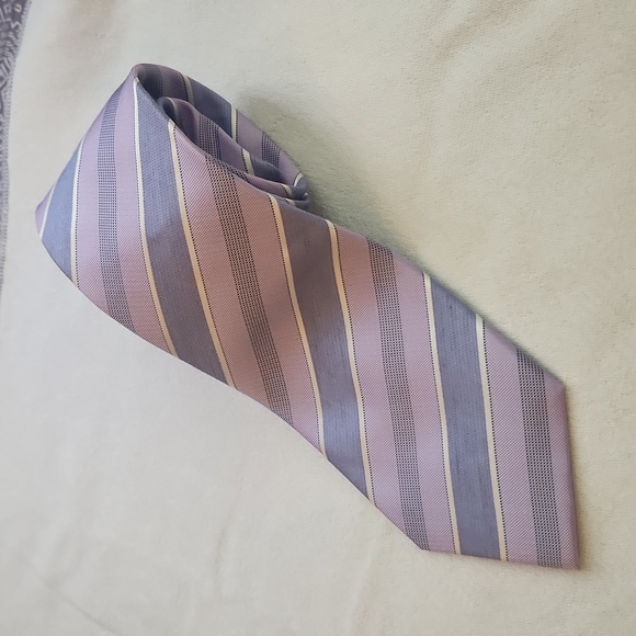 Dockers' necktie - Picture 1 of 5
